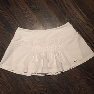 NWOT Nike Dri-Fit Ruffle Skort
